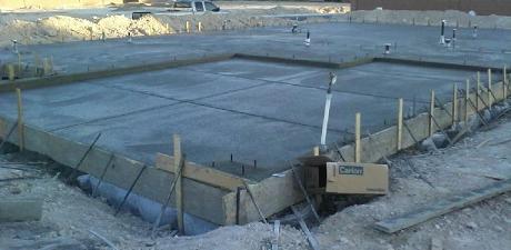 pouring a concrete slab, slab construction, cement floors, concrete pour